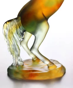 Vessière Cristaux Bestiaire|Editions D’Art|Cheval fougeux ambre gris daum