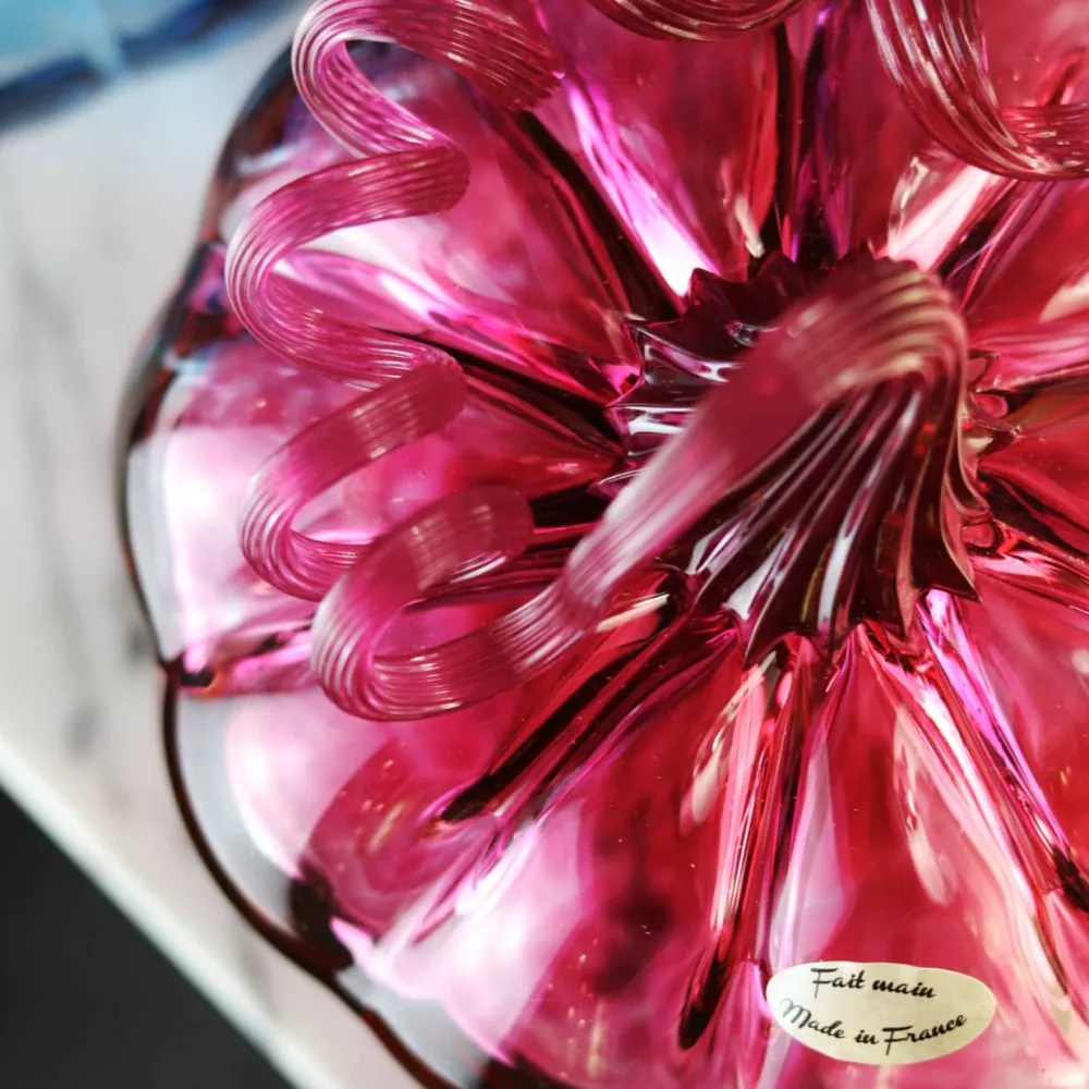 Vessière Cristaux Décoration|Sulfures, Presse-Papiers Cristal|Citrouille décorative cristal de Lorraine rose fuchsia