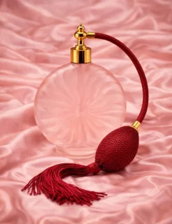 Vessière Cristaux Flacon De Parfum|Flacon parfum rosace Rosée Impériale verre sablé Marcel Franck