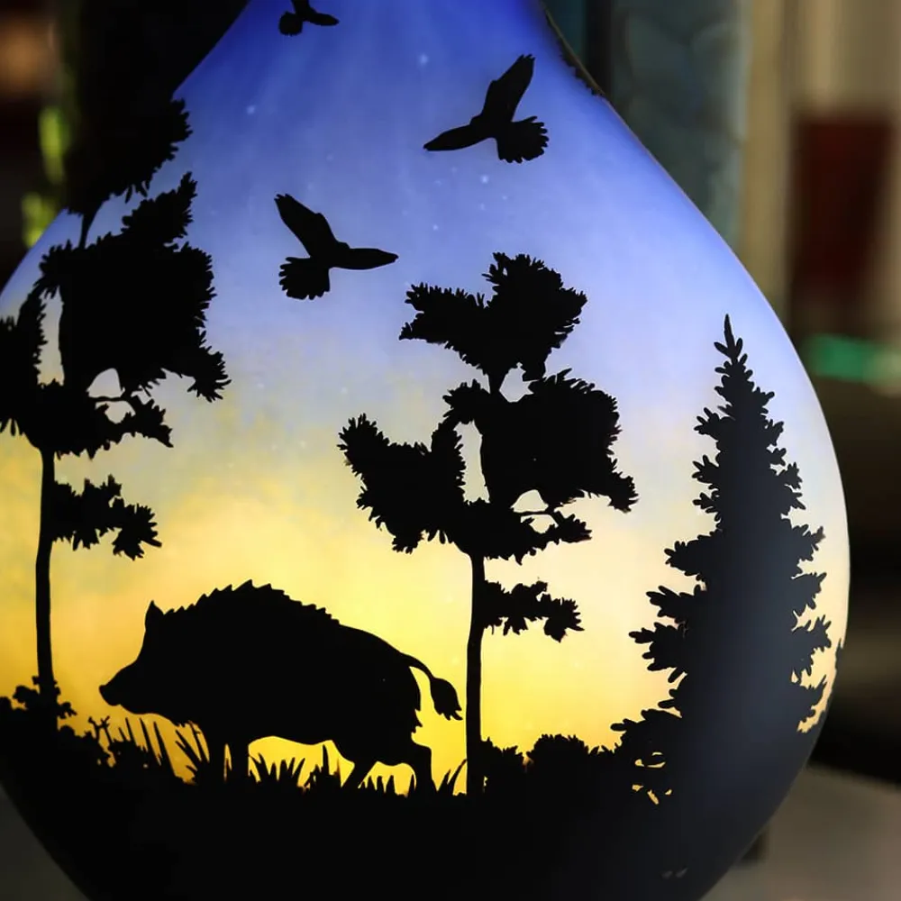 Vessière Cristaux Luminaires|Lampes Pâte De Verre|Lampe cristal de Lorraine décor cerf et sanglier