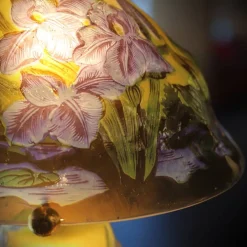 Vessière Cristaux Luminaires|Lampes Pâte De Verre|Lampe pâte de verre Tip Gallé décor libellule