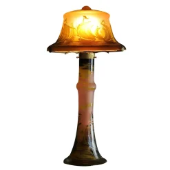 Vessière Cristaux Luminaires|Lampes Pâte De Verre|Lampe pâte de verre Tip Gallé décor bateaux