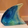 Vessière Cristaux Éditions D’Art Cristal|Animaux Cristal|Poisson bleu jaune pm daum par xavier carnoy