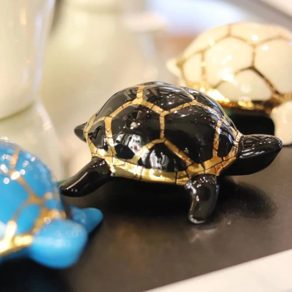 Vessière Cristaux Faïence De Longwy|Animaux|Tortue porte-bonheur noir & or Émaux de Longwy